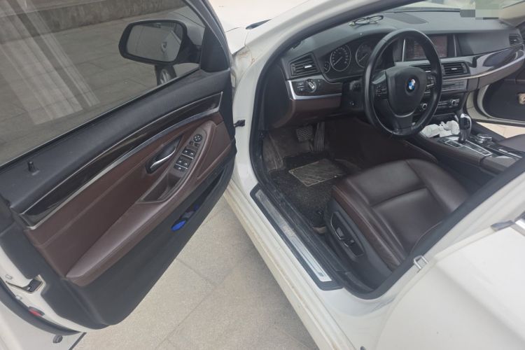Used BMW 5 Series 2014 525Li Luxury Design Package Driver Seat