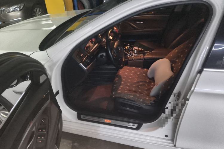 Used BMW 5 Series 2014 525Li Luxury Design Package Driver Seat
