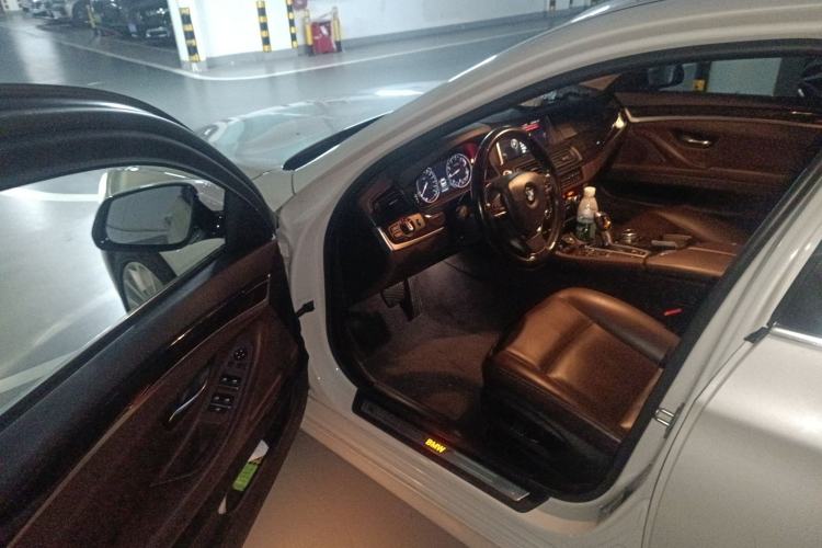 Used BMW 5 Series 2014 525Li Luxury Design Package Driver Seat