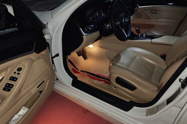 Used BMW 5 Series 2014 530Li Leading Model