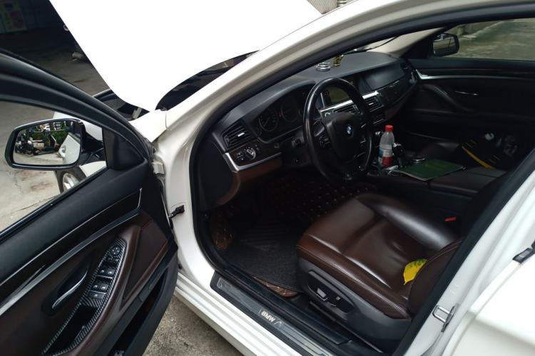 Used BMW 5 Series 2014 525Li Luxury Design Package Driver Seat