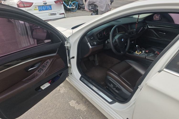 Used BMW 5 Series 2014 525Li Luxury Design Package Driver Seat