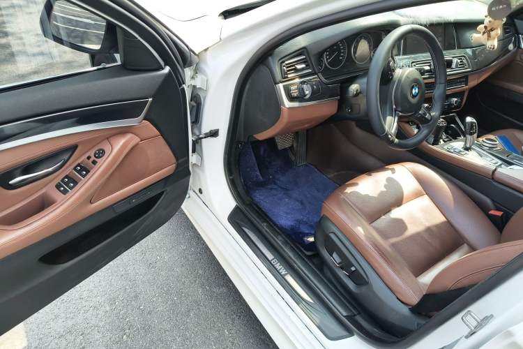 Used BMW 5 Series 2014 520Li Elegant Model Driver Seat