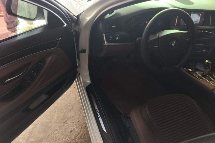 Used BMW 5 Series 2014 520Li Elegant Model Driver Seat