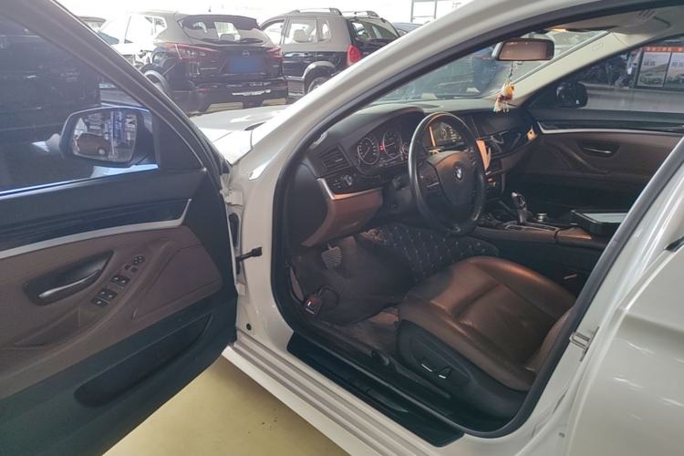 Used BMW 5 Series 2014 525Li Leading Model Driver Seat