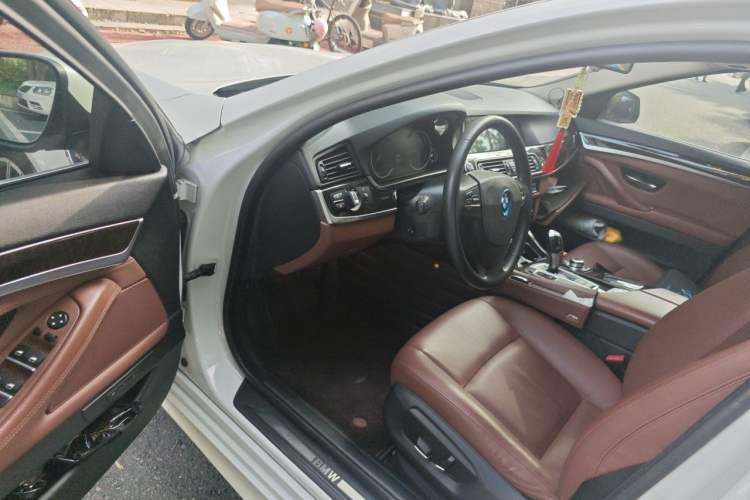 Used BMW 5 Series 2014 525Li Leading Model Driver Seat
