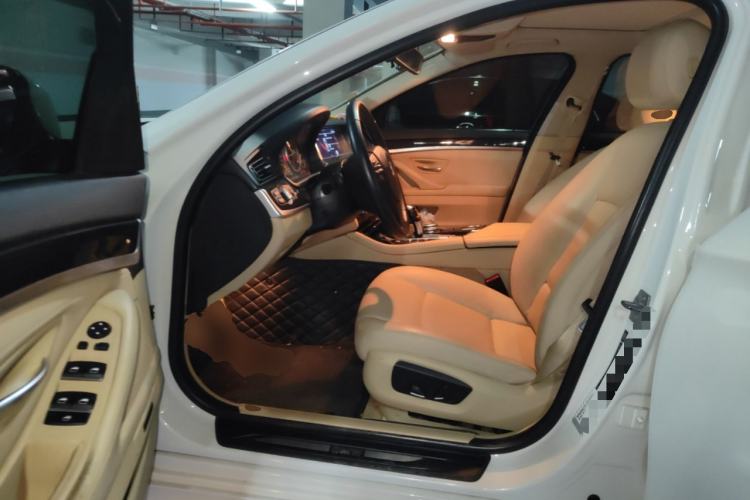 Used BMW 5 Series 2014 520Li Elegant Model Driver Seat