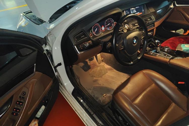 Used BMW 5 Series 2014 528Li Leading Model Driver Seat