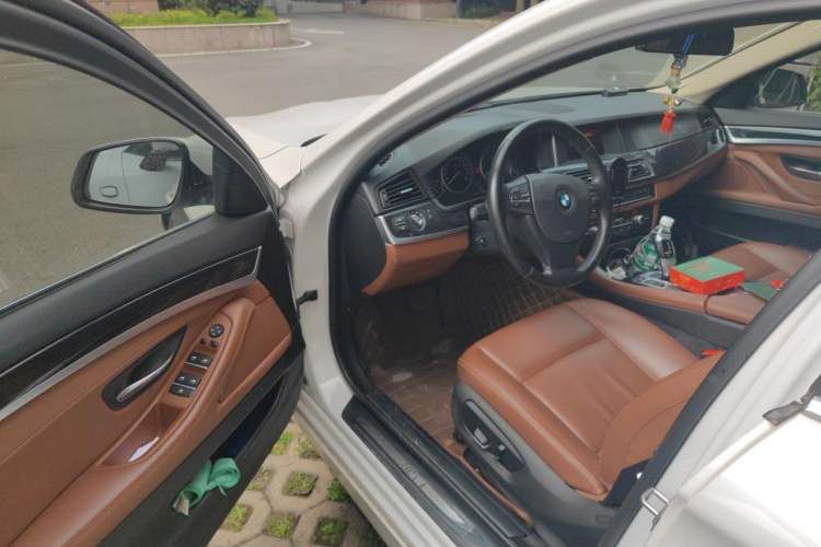 Used BMW 5 Series 2014 520Li Elegant Model Driver Seat