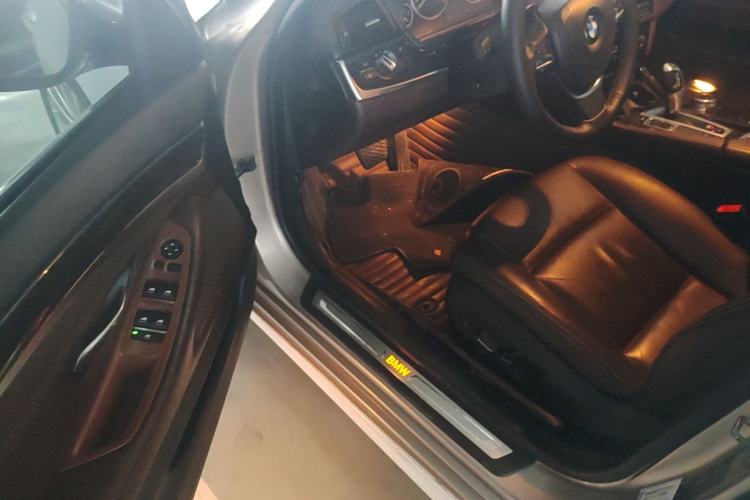 Used BMW 5 Series 2014 525Li Luxury Design Package Driver Seat