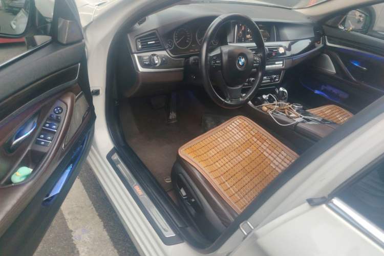 Used BMW 5 Series 2014 525Li Luxury Design Package Driver Seat