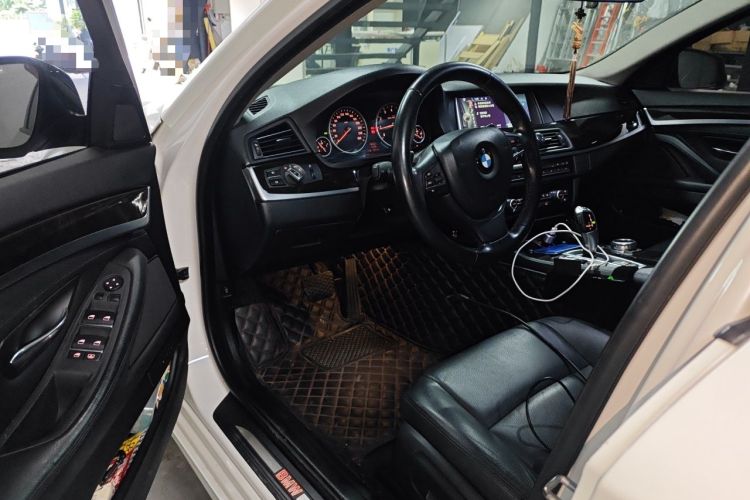 Used BMW 5 Series 2014 535Li Leading Model Driver Seat