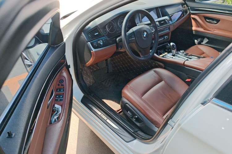 Used BMW 5 Series 2014 520Li Elegant Model Driver Seat