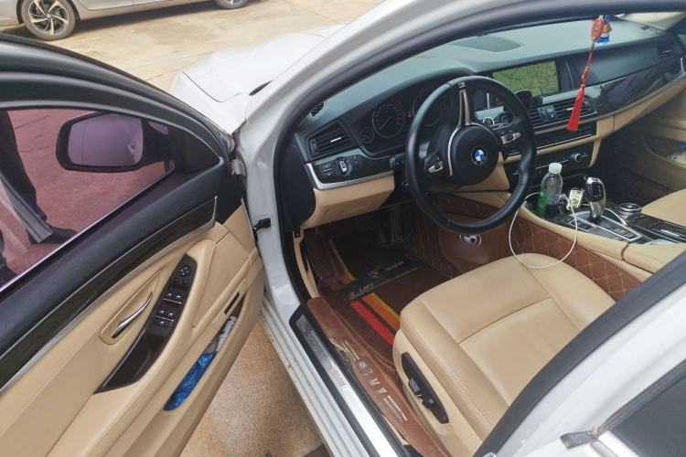 Used BMW 5 Series 2014 525Li Luxury Design Package Driver Seat