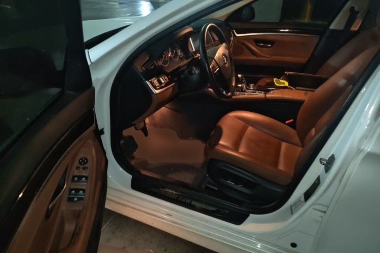 Used BMW 5 Series 2014 525Li Leading Model Driver Seat