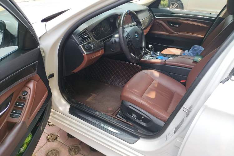 Used BMW 5 Series 2014 520Li Elegant Model Driver Seat