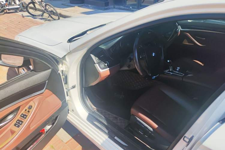 Used BMW 5 Series 2014 520Li Elegant Model Driver Seat