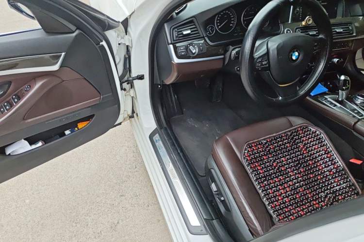 Used BMW 5 Series 2014 525Li Luxury Design Package Driver Seat