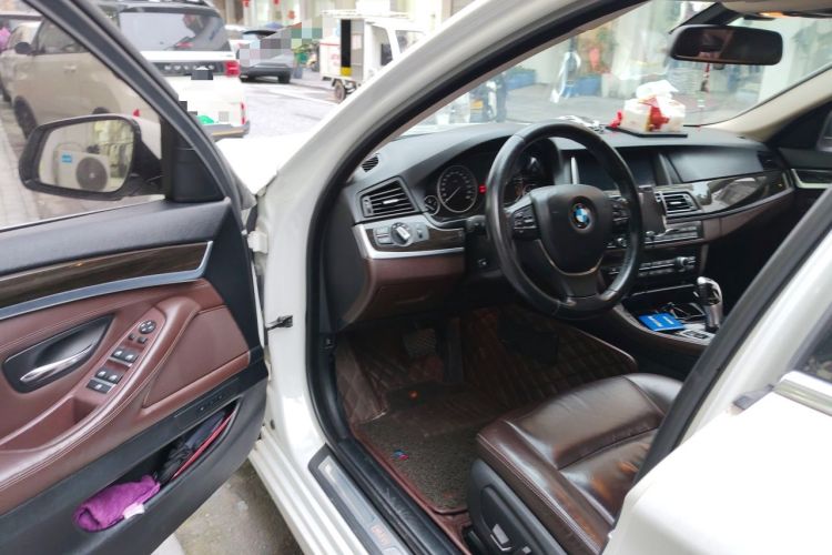 Used BMW 5 Series 2014 525Li Luxury Design Package Driver Seat