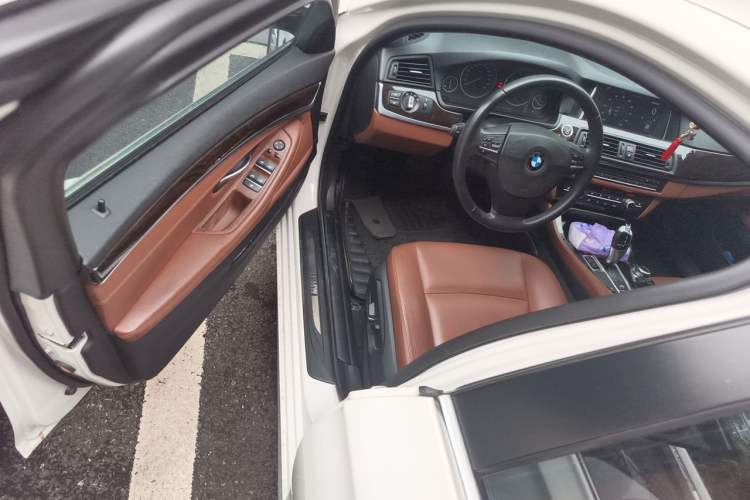 Used BMW 5 Series 2014 525Li Leading Model Driver Seat