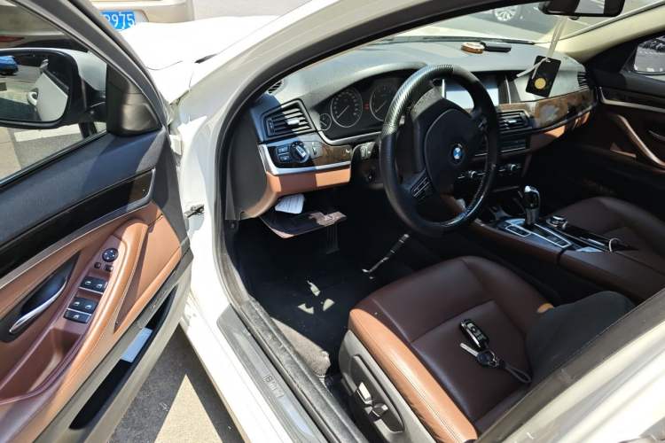 Used BMW 5 Series 2014 525Li Leading Model Driver Seat