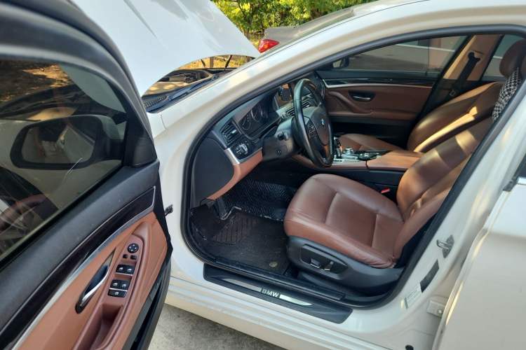 Used BMW 5 Series 2014 520Li Elegant Model Driver Seat