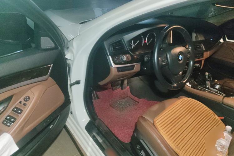 Used BMW 5 Series 2014 535Li Leading Model Driver Seat