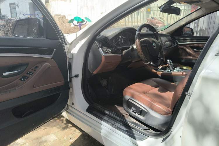 Used BMW 5 Series 2014 525Li Leading Model Driver Seat