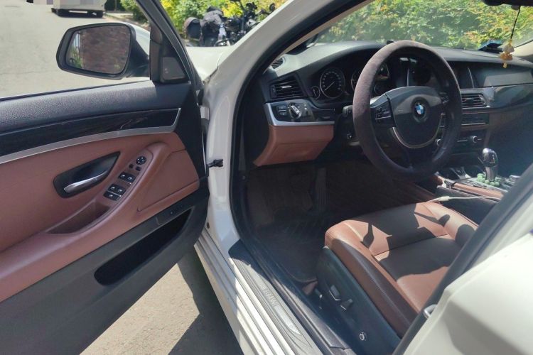 Used BMW 5 Series 2014 520Li Elegant Model Driver Seat