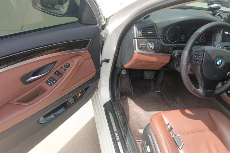Used BMW 5 Series 2014 525Li Leading Model Driver Seat