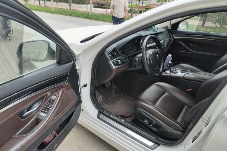 Used BMW 5 Series 2014 525Li Luxury Design Package Driver Seat