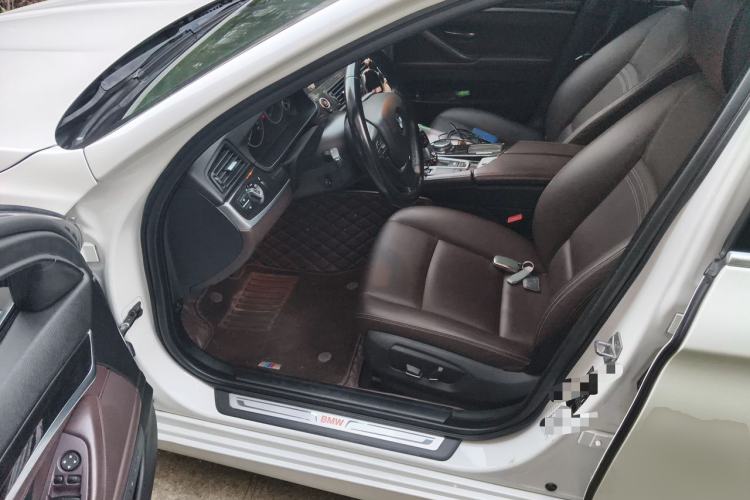 Used BMW 5 Series 2014 525Li Luxury Design Package Driver Seat