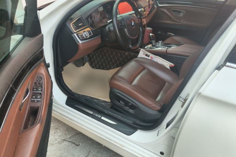 Used BMW 5 Series 2014 520Li Elegant Model Driver Seat