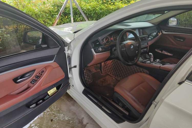 Used BMW 5 Series 2014 520Li Elegant Model Driver Seat