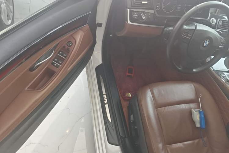 Used BMW 5 Series 2014 525Li Leading Model Driver Seat