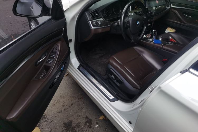 Used BMW 5 Series 2014 525Li Luxury Design Package Driver Seat