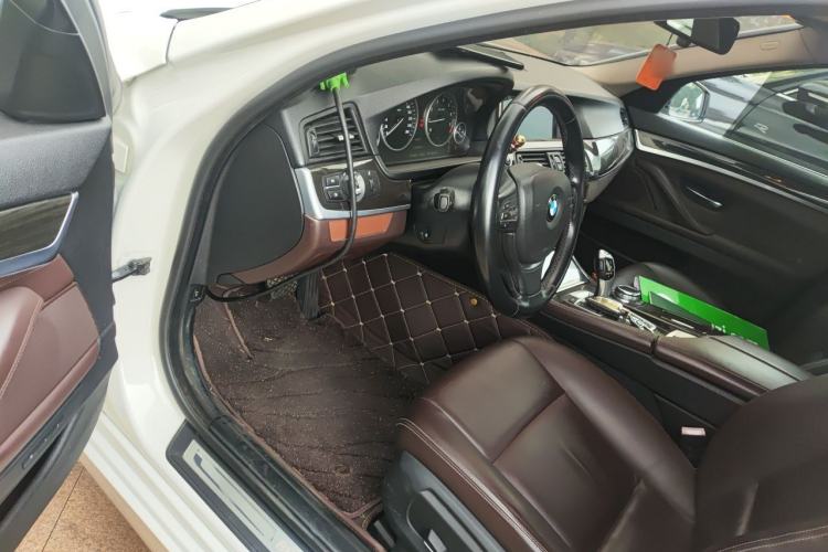 Used BMW 5 Series 2014 525Li Luxury Design Package Driver Seat