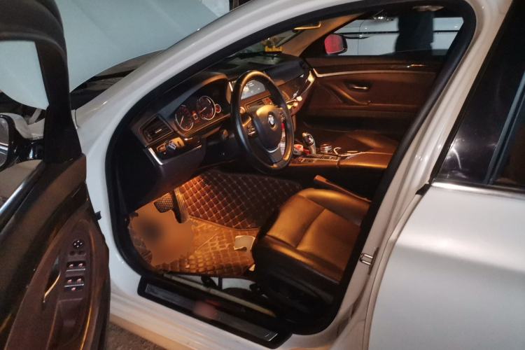 Used BMW 5 Series 2014 525Li Luxury Design Package Driver Seat