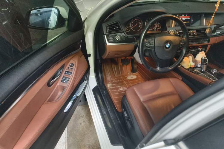 Used BMW 5 Series 2014 520Li Elegant Model Driver Seat