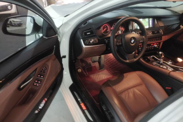 Used BMW 5 Series 2014 535Li Leading Model Driver Seat