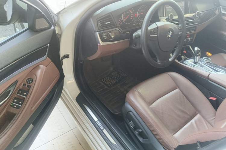 Used BMW 5 Series 2014 520Li Elegant Model Driver Seat