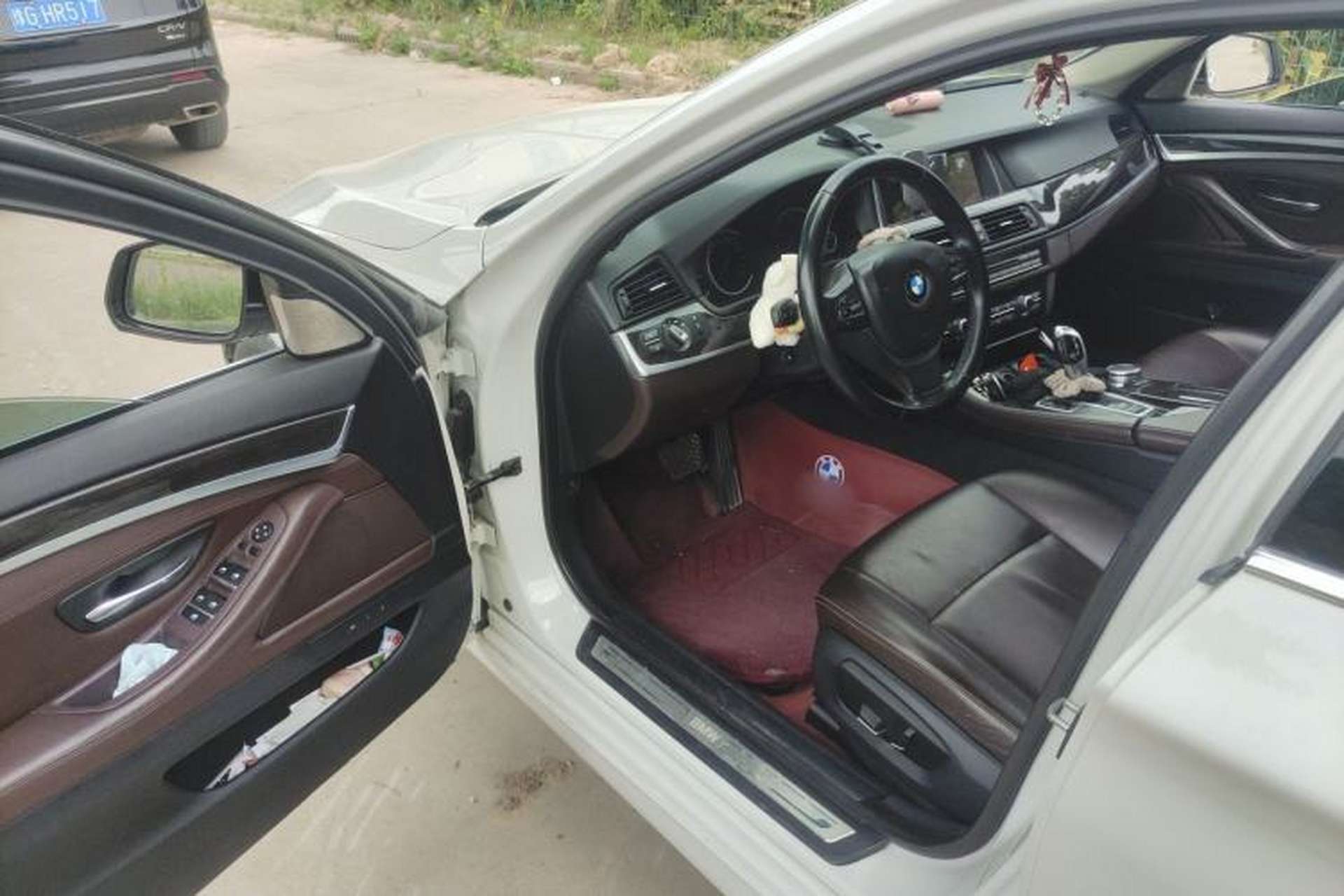 Used BMW 5 Series 2014 525Li Luxury Design Package Driver Seat