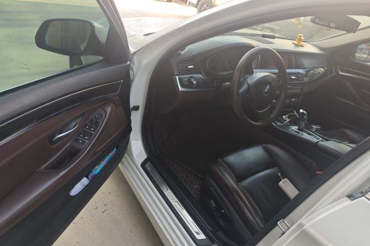 Used BMW 5 Series 2014 525Li Luxury Design Package Driver Seat