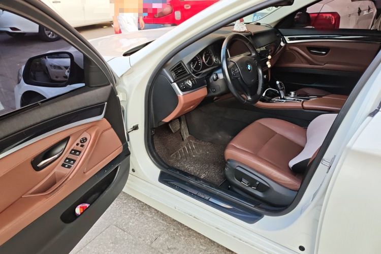 Used BMW 5 Series 2014 520Li Elegant Model Driver Seat