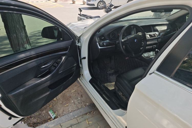 Used BMW 5 Series 2014 530Li Leading Model Driver Seat