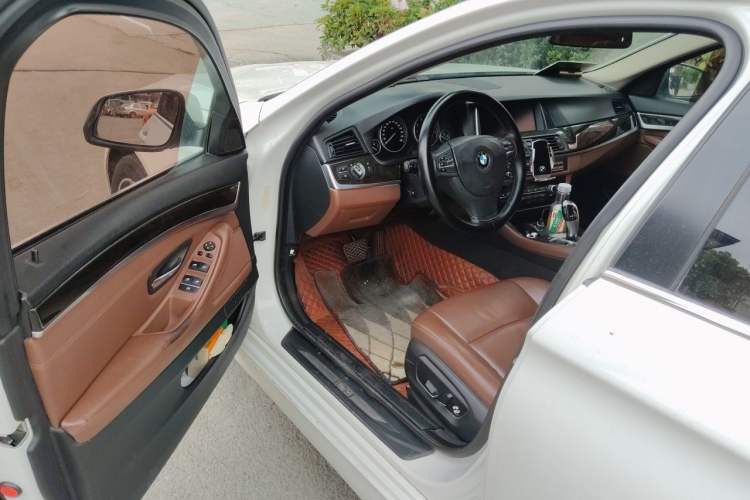 Used BMW 5 Series 2014 530Li Leading Model Driver Seat