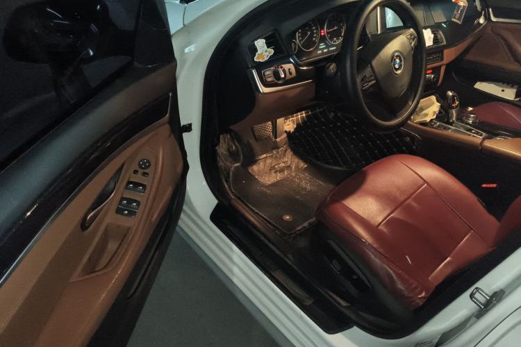 Used BMW 5 Series 2014 520Li Elegant Model Driver Seat