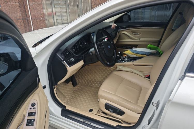 Used BMW 5 Series 2014 520Li Elegant Model Driver Seat