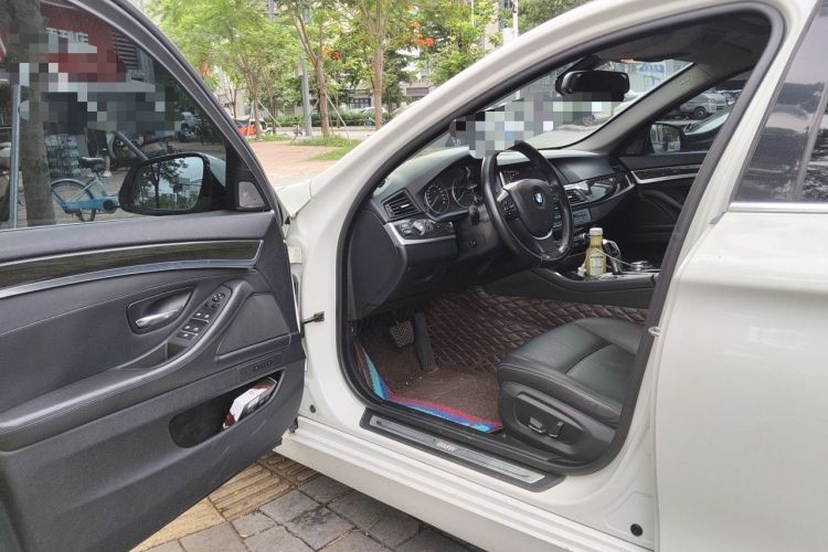 Used BMW 5 Series 2014 525Li Luxury Design Package Driver Seat
