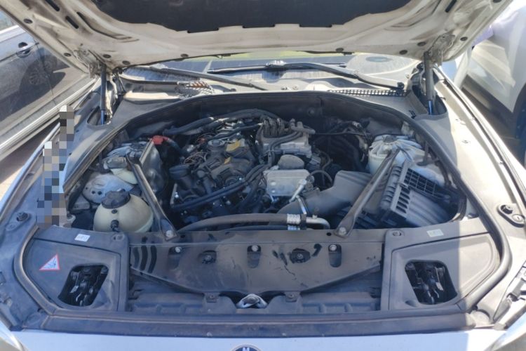 Used BMW 5 Series 2014 525Li Luxury Design Package Engine Bay